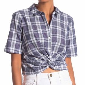 BCBG Generation crop shirt
